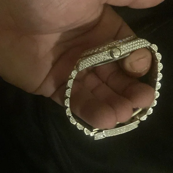 Elegant Silver and Gold Watch moissionaite - Picture 7 of 7